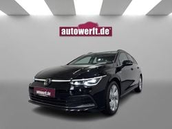 Deep black perleffekt metallic Gebraucht 2023 VW Golf VIII Style Kombi | 23.490 € (Guter Preis)