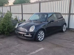 Schwarz Gebraucht 2003 Mini Cooper Kleinwagen | 1.400 € (Fairer Preis)