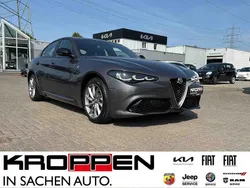 Grau Gebraucht 2023 Alfa Romeo Giulia Ti Limousine | 39.990 € (Fairer Preis)
