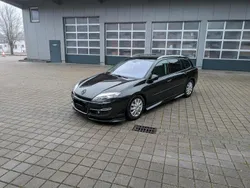 Schwarz Gebraucht 2013 Renault Laguna III Initiale Paris Kombi | 6.400 € (Fairer Preis)