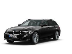 Schwarz Gebraucht 2022 BMW 320e Sport Line Kombi | 29.930 € (Etwas zu teuer)