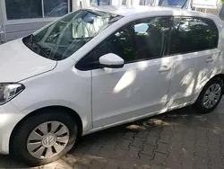 Weiß Gebraucht 2023 VW up! Kleinwagen | 10.400 € (Guter Preis)
