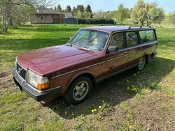 Rot Gebraucht 1991 Volvo 245 Kombi | 8.700 €