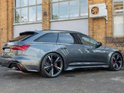 Daytonagrau Gebraucht 2023 Audi RS6 Performance Kombi | 175.000 €