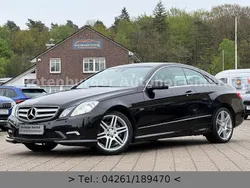 Schwarz Gebraucht 2011 Mercedes E350 AMG line Coupé | 11.990 € (Fairer Preis)