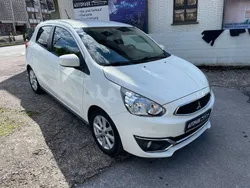 Weiß Gebraucht 2017 Mitsubishi Space Star Diamant Edition Limousine | 7.950 € (Fairer Preis)