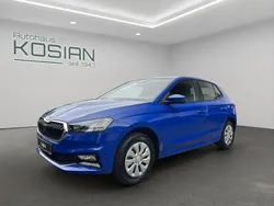 Blau Neu 2025 Skoda Fabia Essence Limousine | 18.290 € (Fairer Preis)