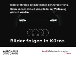 Schwarz (brillantschwarz) Gebraucht 2022 Audi e-tron Advanced SUV | 43.957 € (Teuer)
