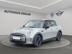 Moonwalk grey Gebraucht 2022 Mini Cooper Kleinwagen | 22.740 € (Etwas zu teuer)