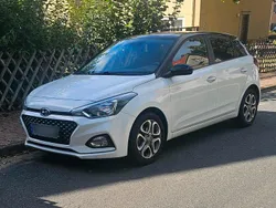 Weiß Gebraucht 2020 Hyundai i20 Active Kleinwagen | 11.600 € (Fairer Preis)