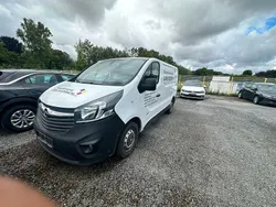 Weiß Gebraucht 2016 Opel Vivaro Van | 3.799 €