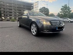 Grau Gebraucht 2007 Mercedes C220 Avantgarde Limousine | 8.850 € (Etwas zu teuer)