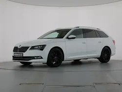 Laserweiss Gebraucht 2017 Skoda Superb Style Kombi | 17.889 € (Fairer Preis)