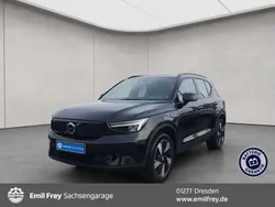 Onyx black metallic Gebraucht 2024 Volvo XC40 Plus SUV | 38.990 € (Superpreis)