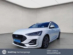Frozen white Gebraucht 2024 Ford Focus ST-Line X Kombi | 25.940 € (Guter Preis)