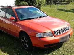 Orange Gebraucht 1997 Audi A4 Kombi | 850 € (Superpreis)