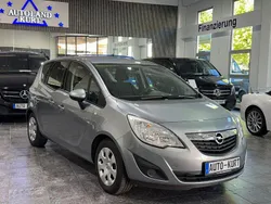 Silber Gebraucht 2012 Opel Meriva Selection Van / Kleinbus | 5.950 € (Fairer Preis)