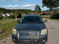 Grau Gebraucht 2004 Toyota Avensis T2 Kombi | 2.500 € (Fairer Preis)