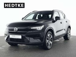 Black solid (stone) / solid Gebraucht 2022 Volvo XC40 Core SUV | 30.550 € (Guter Preis)