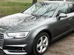 Grau Gebraucht 2019 Audi A4 Sport Kombi | 16.750 €