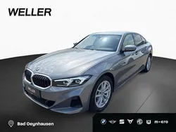 Grau Gebraucht 2024 BMW 318 Shadowline Limousine | 30.750 € (Superpreis)