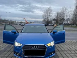 Blau Gebraucht 2018 Audi A3 Sportback Design Limousine | 16.650 € (Fairer Preis)