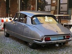 Grau Gebraucht 1976 Citroën DS Limousine | 20.000 €