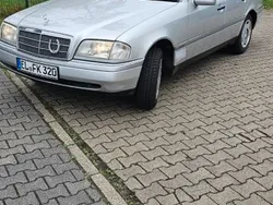 Silber Gebraucht 1996 Mercedes C220 Elegance Limousine | 2.299 € (Superpreis)