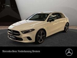 Weiß Gebraucht 2022 Mercedes A250 Night Limousine | 27.490 € (Superpreis)