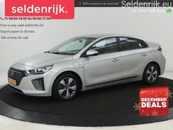 Grau Gebraucht 2018 Hyundai Ioniq Premium Kleinwagen | 16.900 €
