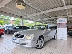 Silber Gebraucht 2003 Mercedes CLK320 Avantgarde Cabrio | 7.990 € (Fairer Preis)