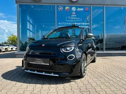 Schwarz Gebraucht 2025 Abarth 500e Turismo Kleinwagen | 39.892 €