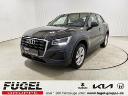 Grau Gebraucht 2023 Audi Q2 Comfort SUV | 17.969 € (Guter Preis)