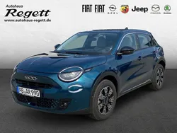 Grün Gebraucht 2024 Fiat 600 Basis SUV | 29.940 €