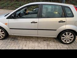 Gebraucht 2003 Ford Focus Kleinwagen | 799 €