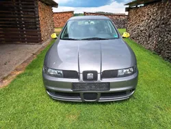 Grau Gebraucht 2005 Seat Leon FR Limousine | 3.499 € (Etwas zu teuer)
