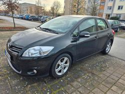 Schwarz Gebraucht 2012 Toyota Auris Kleinwagen | 6.000 € (Fairer Preis)