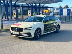 Schwarz Gebraucht 2022 Volvo V90 Plus Kombi | 28.999 €