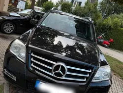 Schwarz Gebraucht 2011 Mercedes GLK350 SUV | 12.000 €