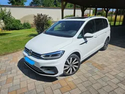 Weiß Gebraucht 2017 VW Touran Highline Van / Kleinbus | 19.900 € (Fairer Preis)
