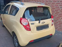 Gelb Gebraucht 2014 Chevrolet Spark Kleinwagen | 2.200 € (Guter Preis)
