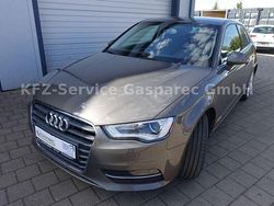 Grau Gebraucht 2014 Audi A3 Attraction Limousine | 7.900 € (Guter Preis)