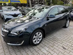 Grün Gebraucht 2015 Opel Insignia Kombi | 10.650 € (Fairer Preis)
