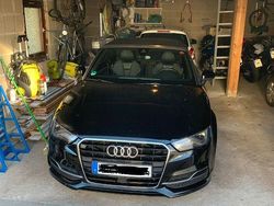 Schwarz Gebraucht 2015 Audi A3 Cabriolet Ambiente Cabrio | 12.300 € (Teuer)