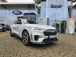 Space white Gebraucht 2023 Ford Mustang Mach-E GT SUV | 54.990 € (Etwas zu teuer)