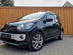 Schwarz Gebraucht 2013 VW cross up! Kleinwagen | 8.000 € (Fairer Preis)