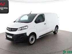 Weiss Gebraucht 2022 Opel Vivaro Van | 24.880 € (Fairer Preis)