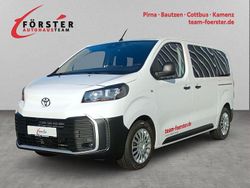 Icy white Gebraucht 2024 Toyota Proace Verso Comfort Kombi | 41.920 € (Teuer)