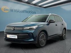 Blau Gebraucht 2024 VW Tiguan SUV | 38.849 € (Fairer Preis)