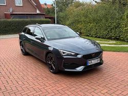Grau Gebraucht 2023 Cupra Leon Kombi | 27.000 € (Guter Preis)